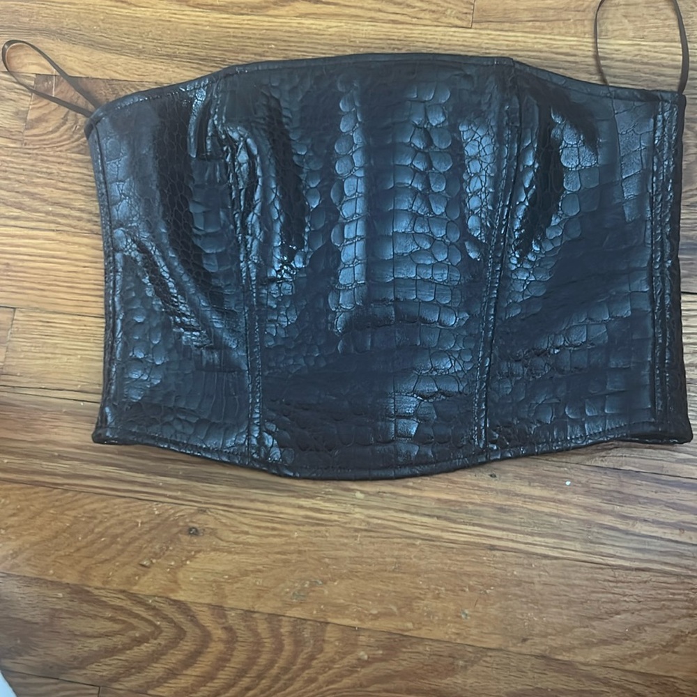 Motel rocks cropped tube top